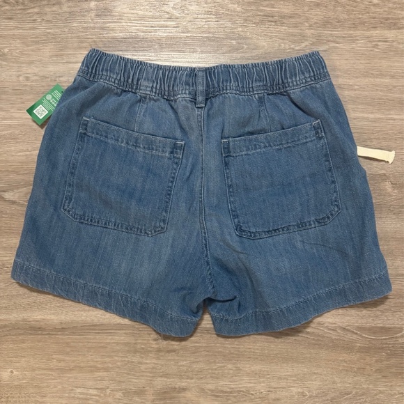 GAP NWT Jean Shorts - Picture 2 of 4